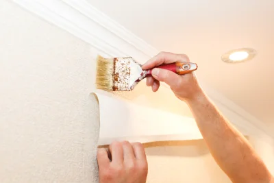 Pose de papier peint à Hadol — revêtements muraux et toiles de verre